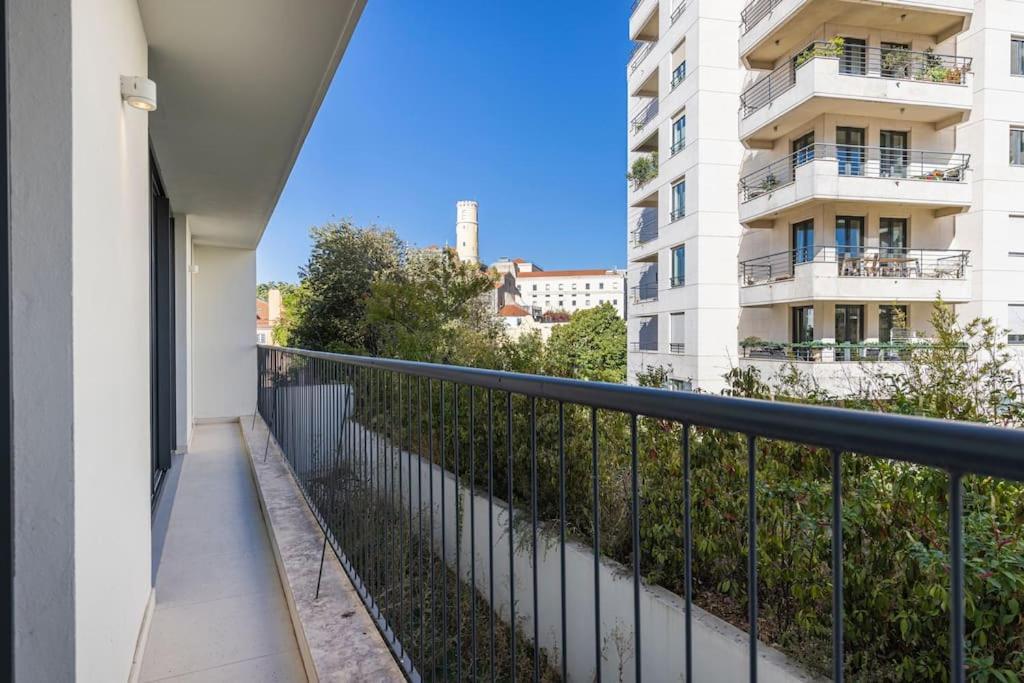 Campolide Lovely 2 Bedroom By Innkeeper Lisboa Exteriör bild