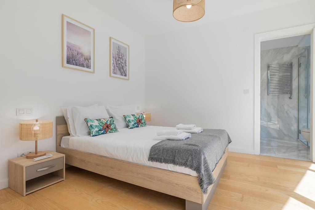 Campolide Lovely 2 Bedroom By Innkeeper Lisboa Exteriör bild