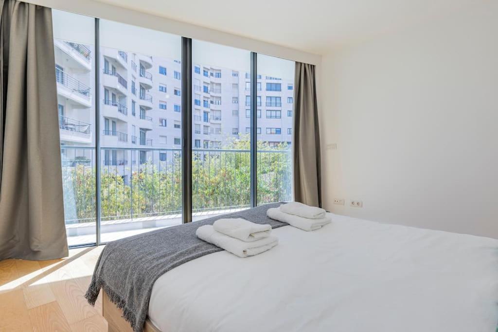 Campolide Lovely 2 Bedroom By Innkeeper Lisboa Exteriör bild
